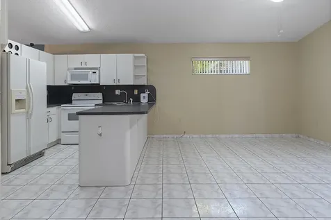 3201 W 76th Street Hialeah FL 33018