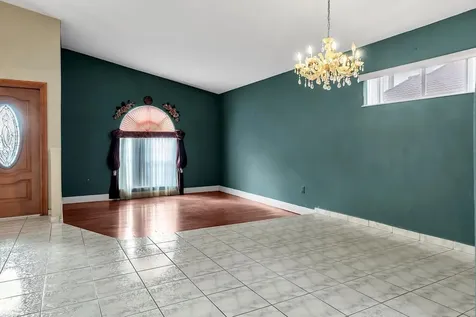 3201 W 76th Street Hialeah FL 33018