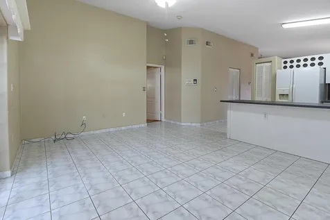 3201 W 76th Street Hialeah FL 33018