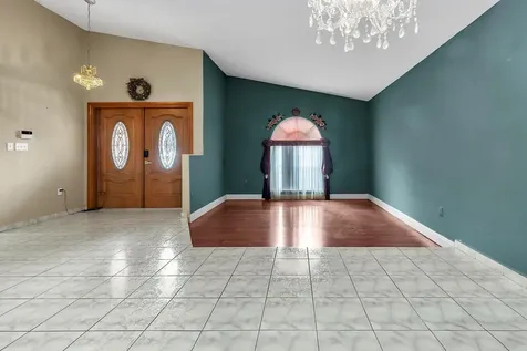 3201 W 76th Street Hialeah FL 33018