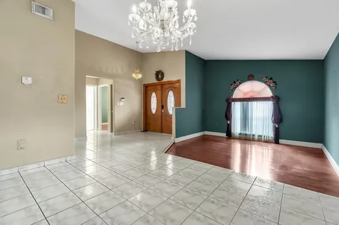 3201 W 76th Street Hialeah FL 33018