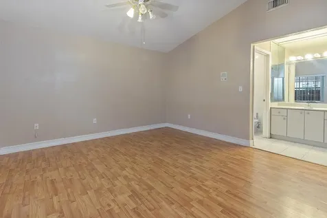 3201 W 76th Street Hialeah FL 33018