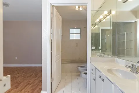 3201 W 76th Street Hialeah FL 33018