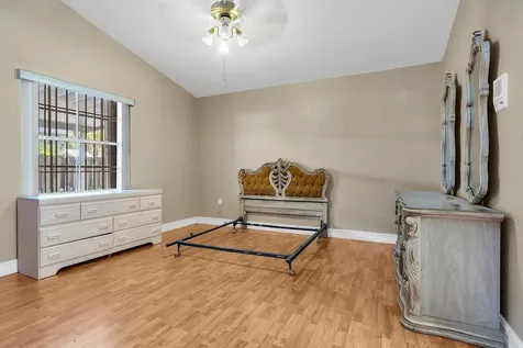 3201 W 76th Street Hialeah FL 33018