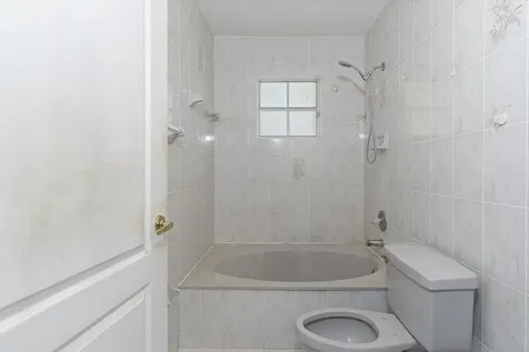 3201 W 76th Street Hialeah FL 33018