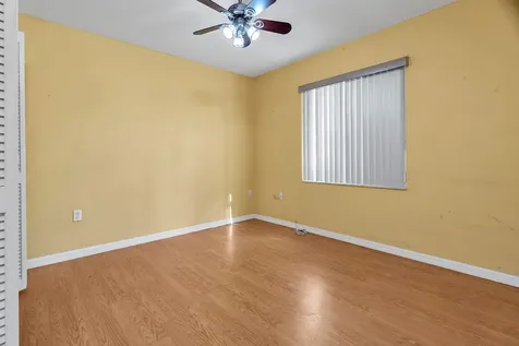 3201 W 76th Street Hialeah FL 33018