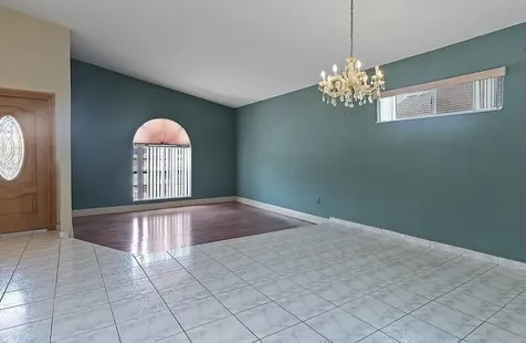 3201 W 76th Street Hialeah FL 33018