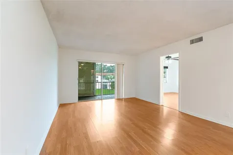 8940 S Hollybrook Boulevard Pembroke Pines FL 33025