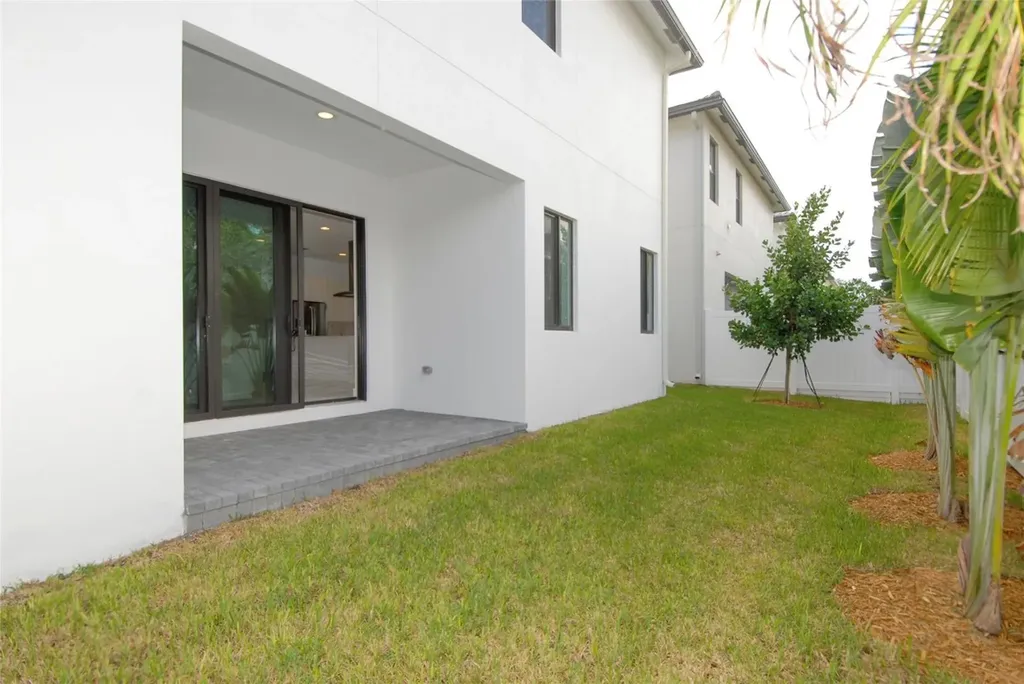 1435 SW 23rd Street Fort Lauderdale FL 33315