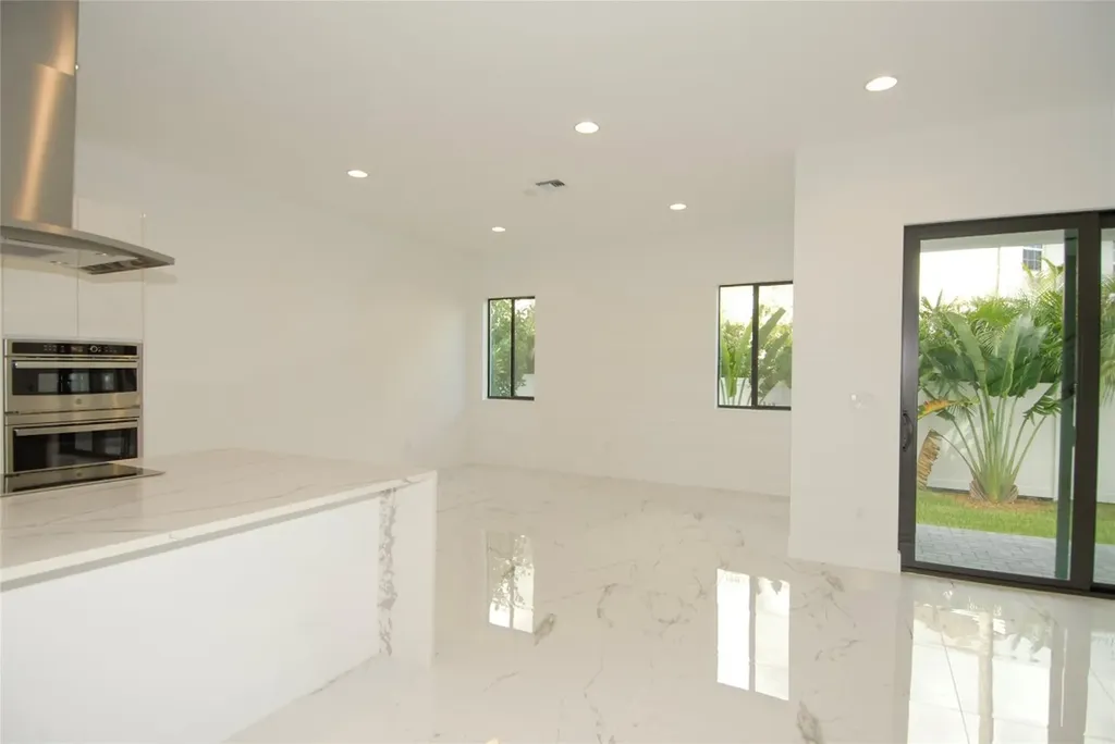1435 SW 23rd Street Fort Lauderdale FL 33315