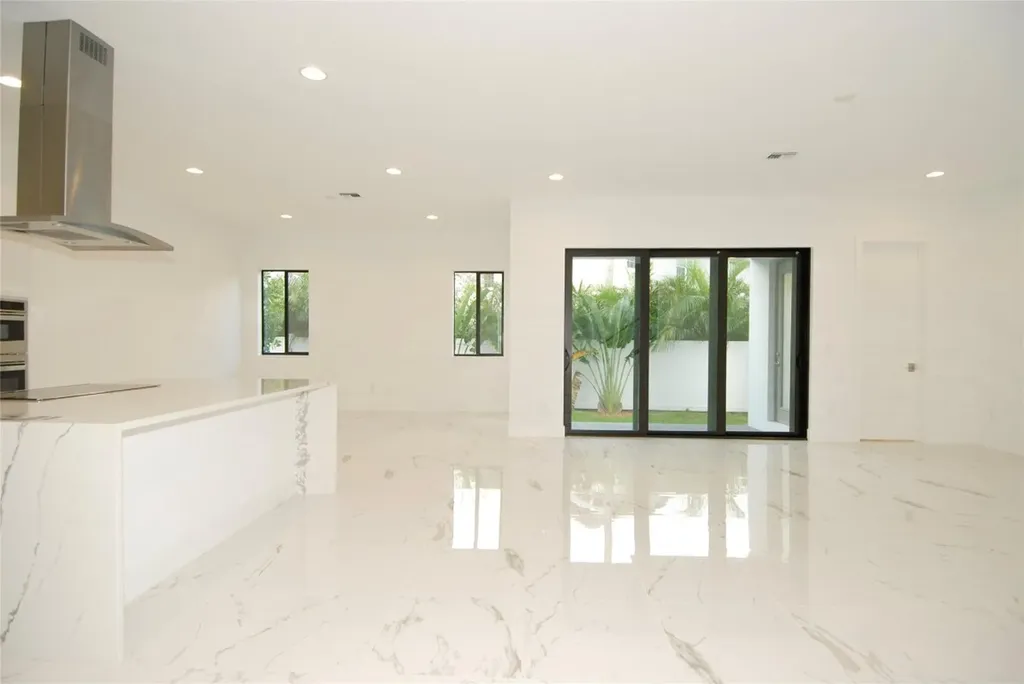 1435 SW 23rd Street Fort Lauderdale FL 33315