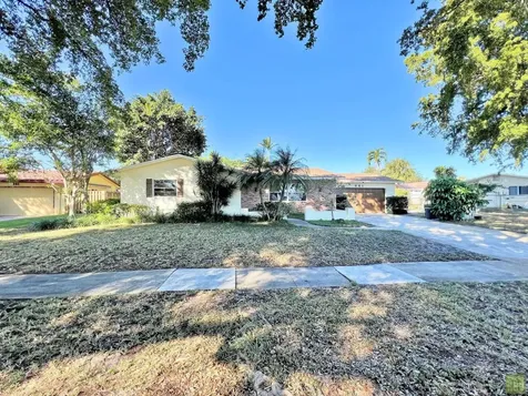 661 Palmetto Drive Coconut Creek FL 33066