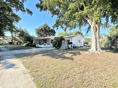 661 Palmetto Drive Coconut Creek FL 33066