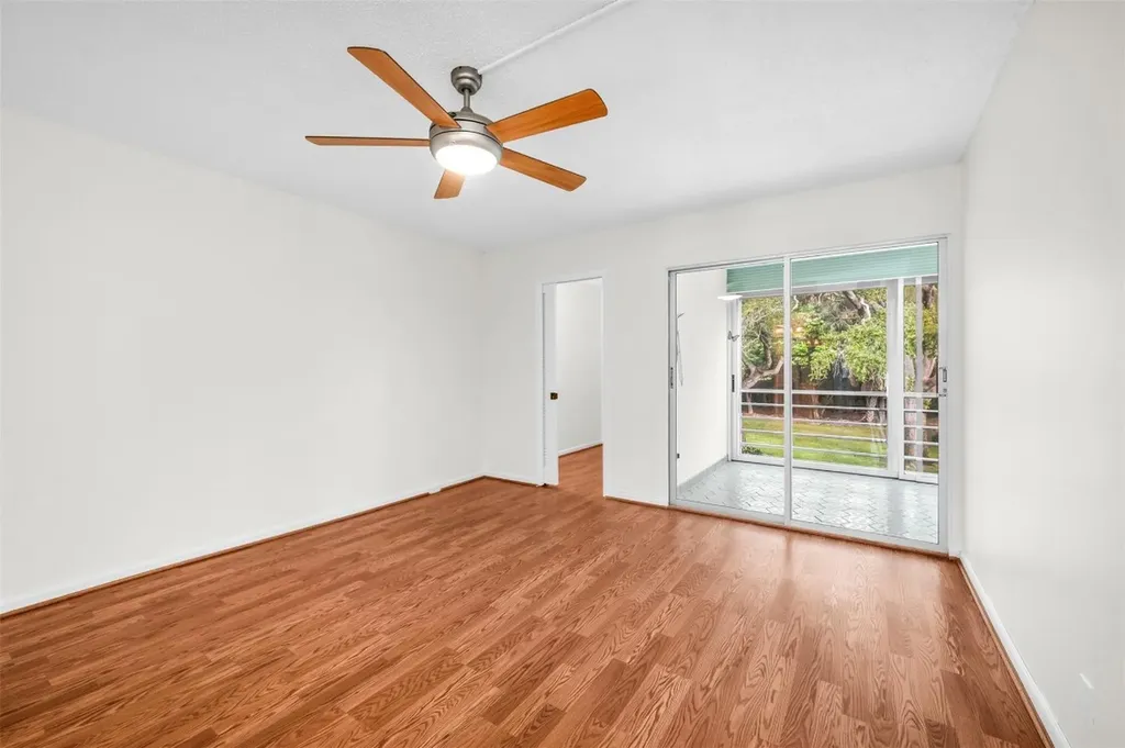 2069 Oakridge F Deerfield Beach FL 33442