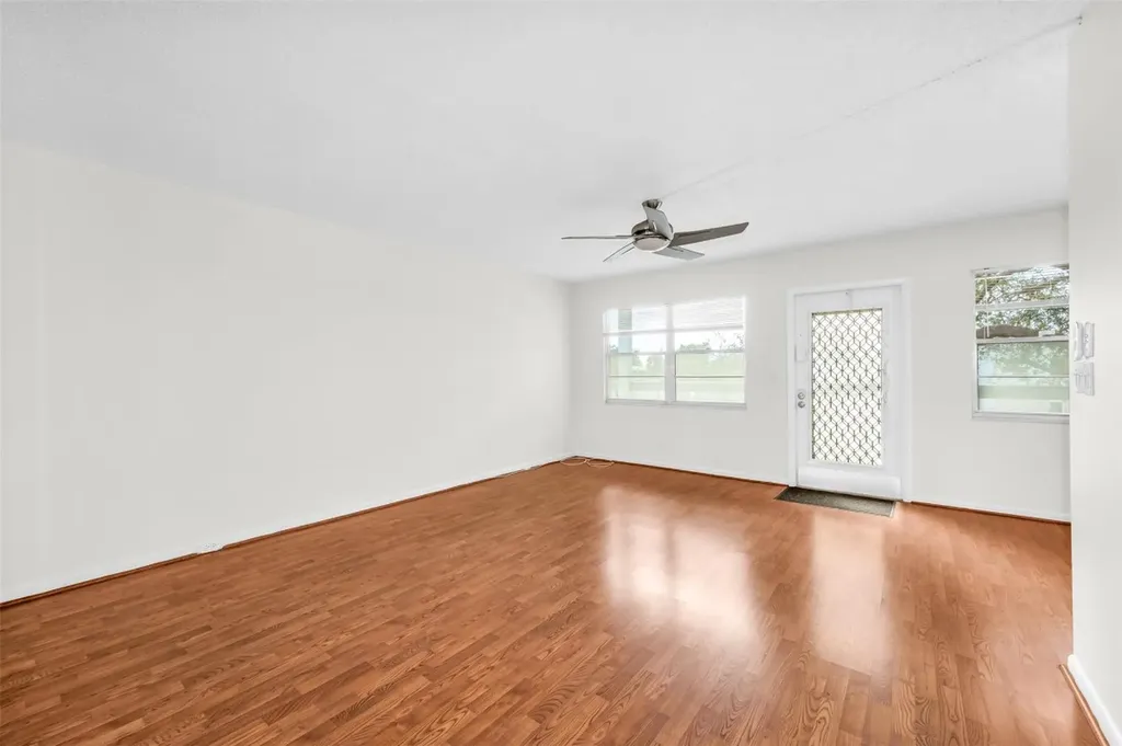 2069 Oakridge F Deerfield Beach FL 33442