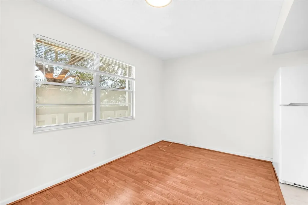 2069 Oakridge F Deerfield Beach FL 33442