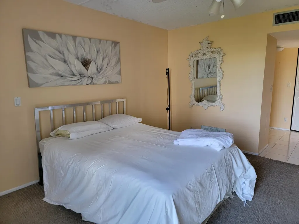 3301 N Country Club Drive Aventura FL 33180