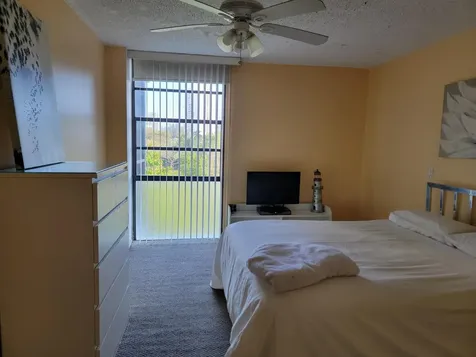 3301 N Country Club Drive Aventura FL 33180