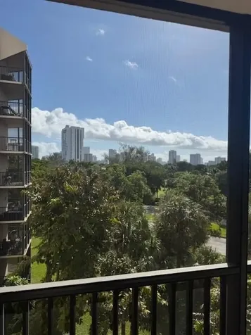 3301 N Country Club Drive Aventura FL 33180