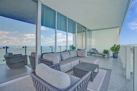 700 NE 26th Terrace Miami FL 33137