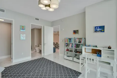 700 NE 26th Terrace Miami FL 33137