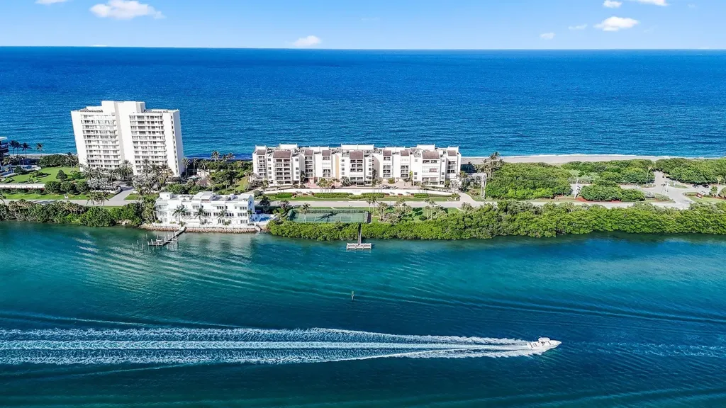 19670 Beach Road Jupiter FL 33469