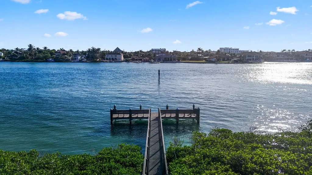 19670 Beach Road Jupiter FL 33469