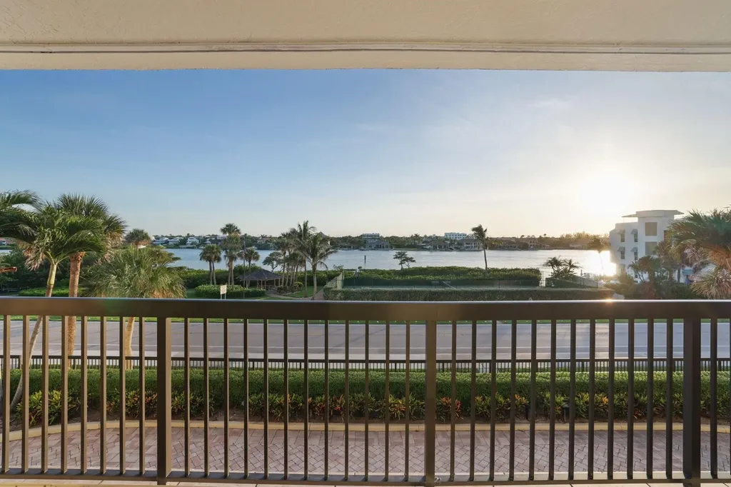 19670 Beach Road Jupiter FL 33469