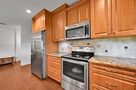 4401 NE 18th Avenue Oakland Park FL 33334