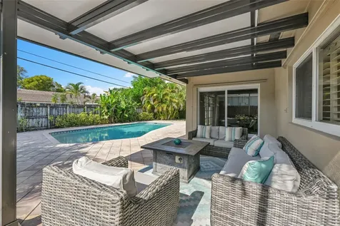 4401 NE 18th Avenue Oakland Park FL 33334