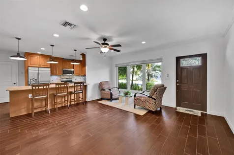 4401 NE 18th Avenue Oakland Park FL 33334