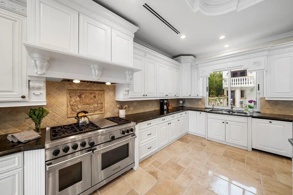 2760 N Atlantic Boulevard Fort Lauderdale FL 33308