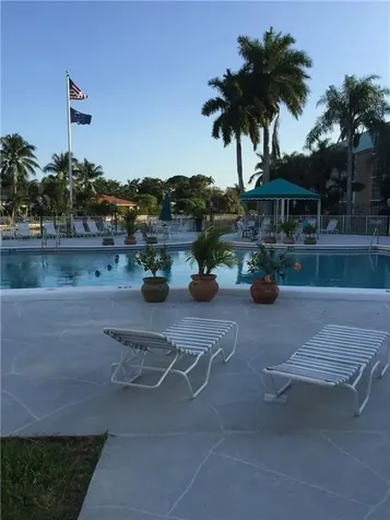 3040 NE 16th Avenue Oakland Park FL 33334