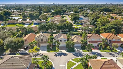 6188 Willoughby Circle Lake Worth FL 33463