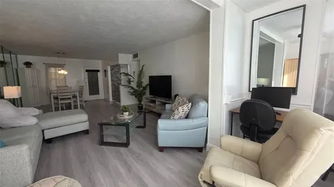 2831 Somerset Drive Lauderdale Lakes FL 33311
