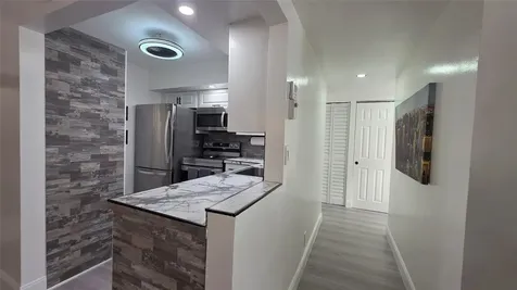 2831 Somerset Drive Lauderdale Lakes FL 33311