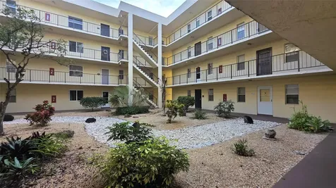 2831 Somerset Drive Lauderdale Lakes FL 33311