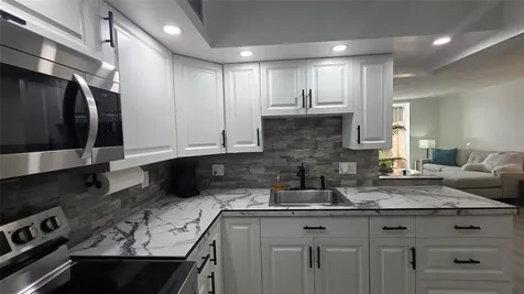 2831 Somerset Drive Lauderdale Lakes FL 33311