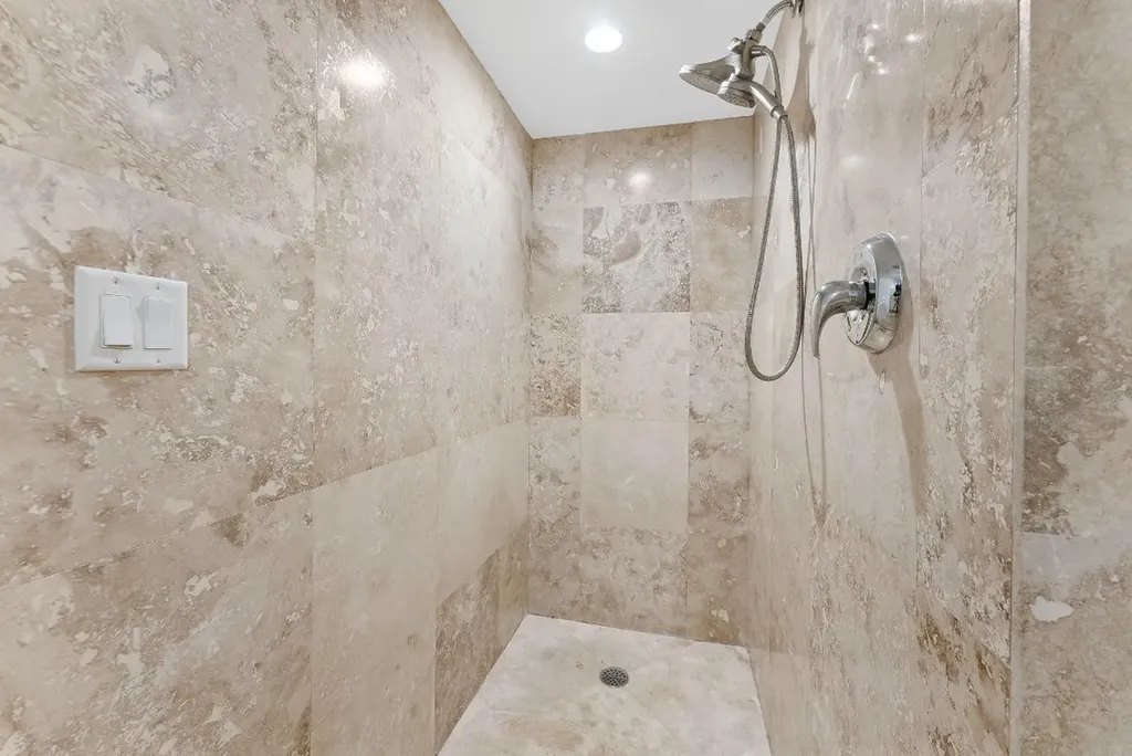 600 W Las Olas Boulevard Fort Lauderdale FL 33312