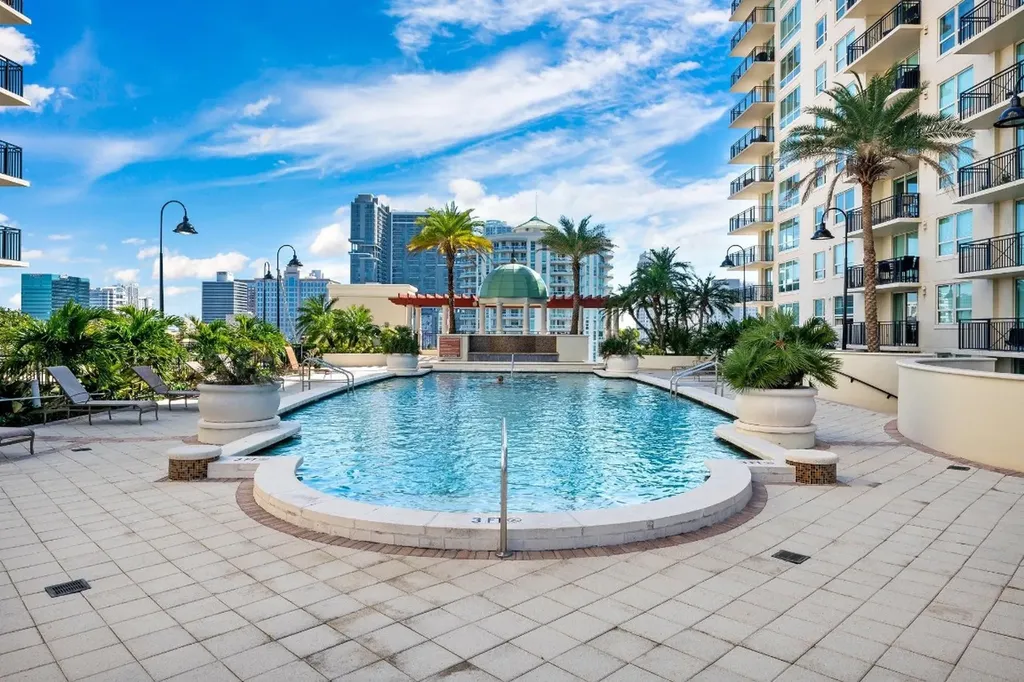 600 W Las Olas Boulevard Fort Lauderdale FL 33312