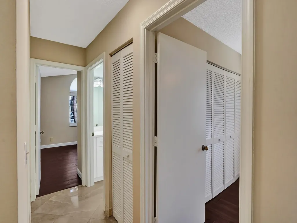 8452 NW 47th Street Coral Springs FL 33067