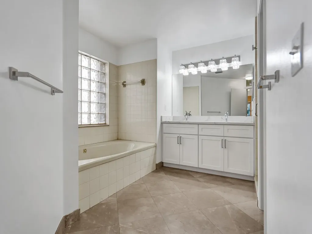 8452 NW 47th Street Coral Springs FL 33067