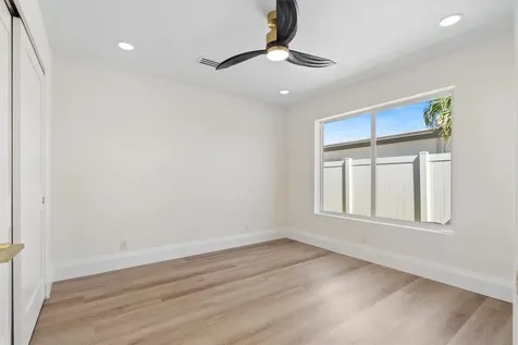 841 SE 5th Terrace Pompano Beach FL 33060