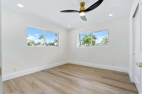 841 SE 5th Terrace Pompano Beach FL 33060