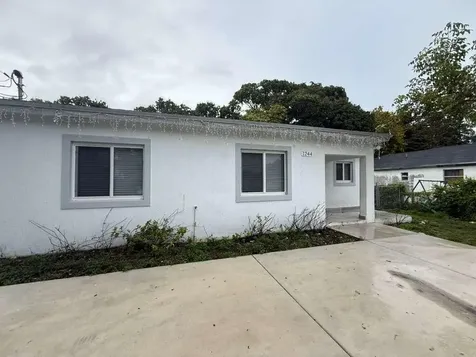 1244 NW 71st Street Miami FL 33147