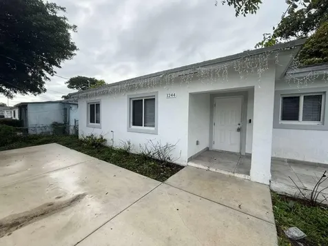 1244 NW 71st Street Miami FL 33147