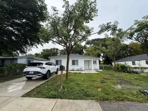 1244 NW 71st Street Miami FL 33147