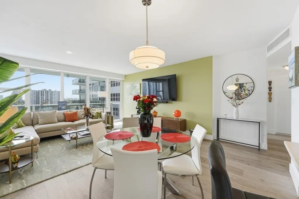 3333 NE 34th Street Fort Lauderdale FL 33308
