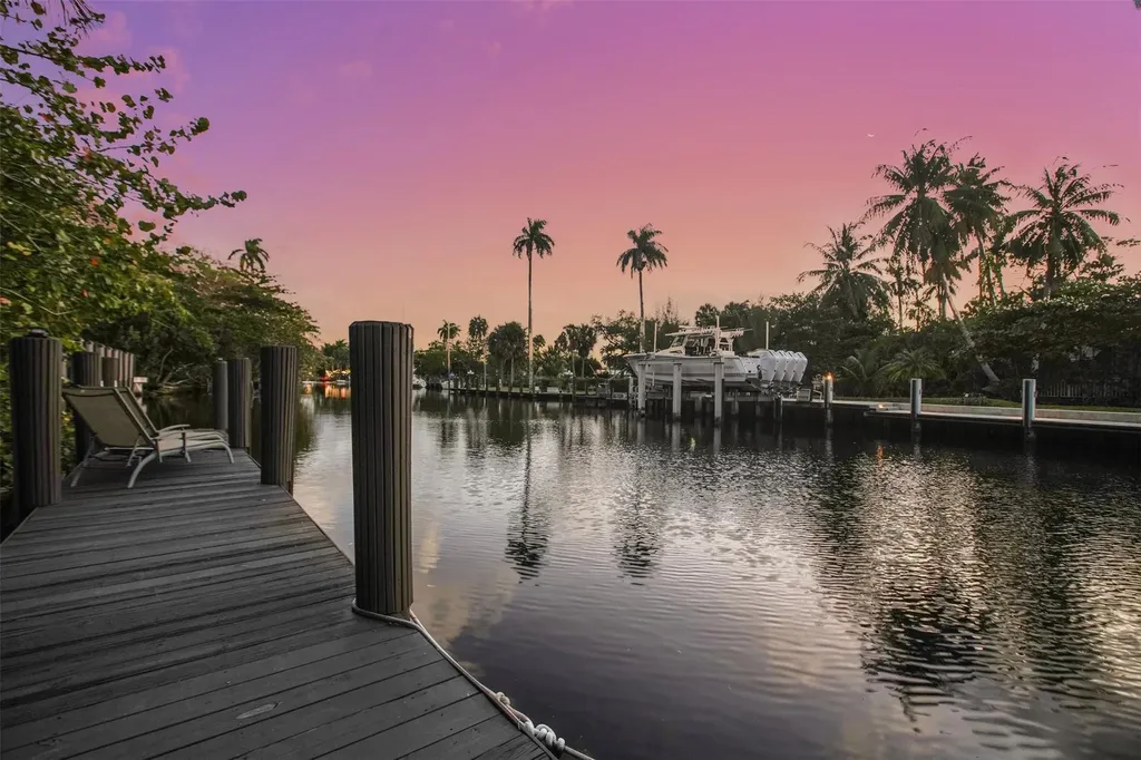 281-311 SW 14th Way Fort Lauderdale FL 33312