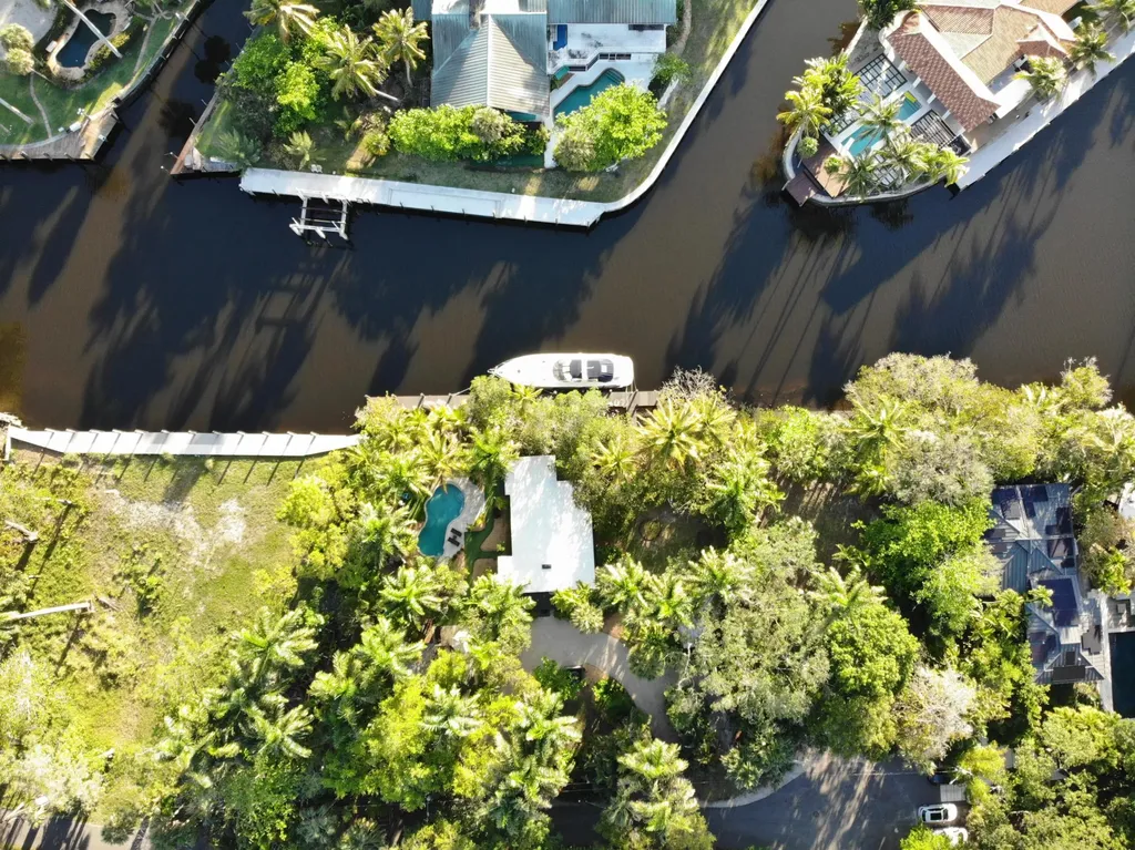 281-311 SW 14th Way Fort Lauderdale FL 33312